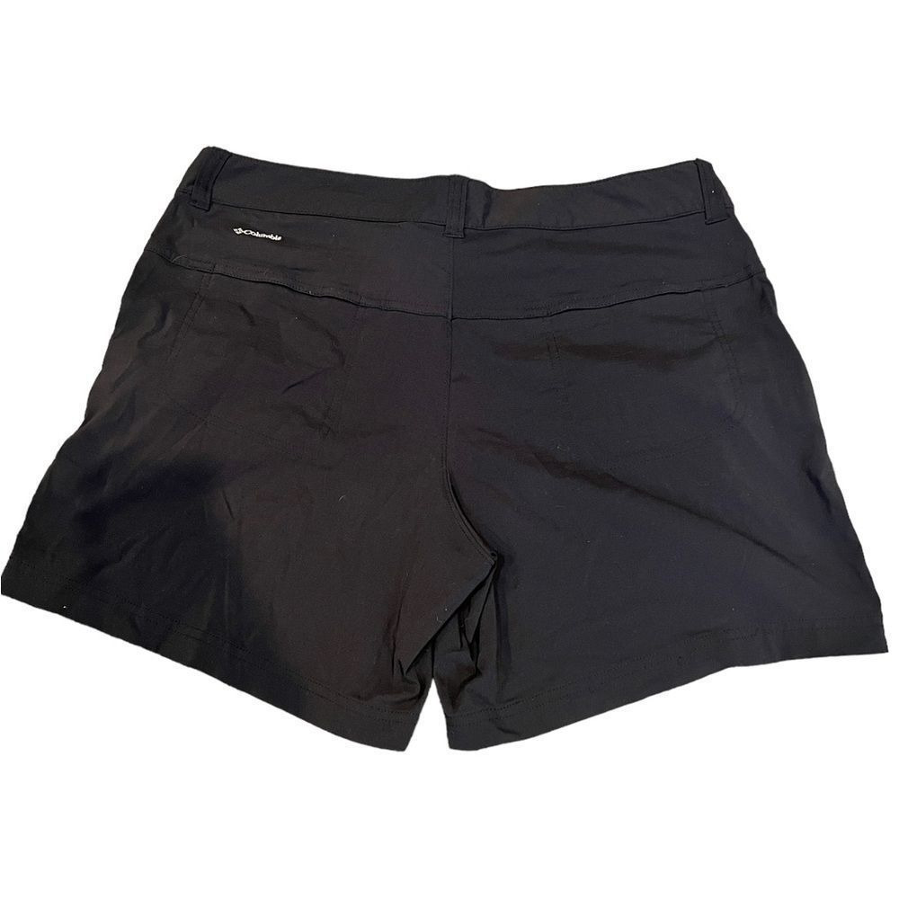 Columbia Shorts - Picture 2 of 5